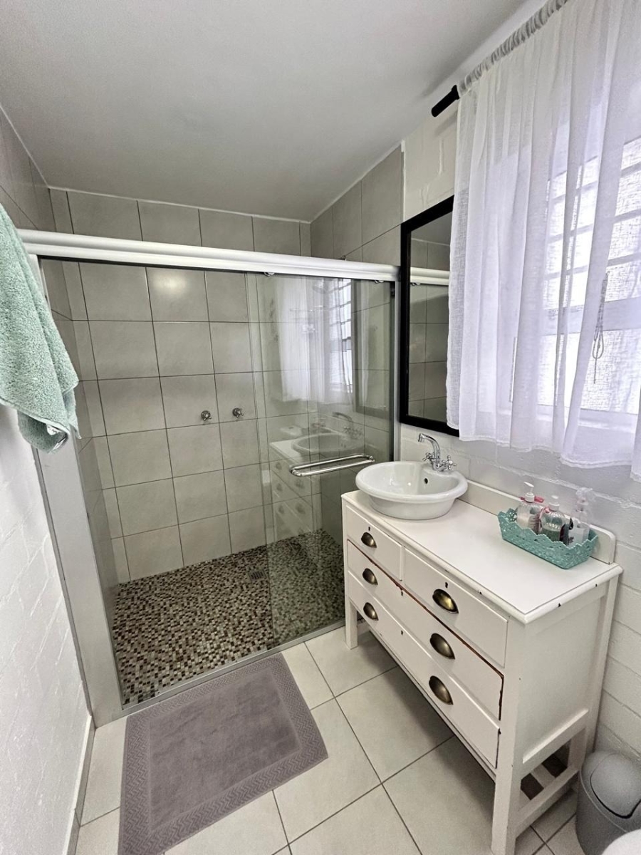 3 Bedroom Property for Sale in Britannia Bay Western Cape